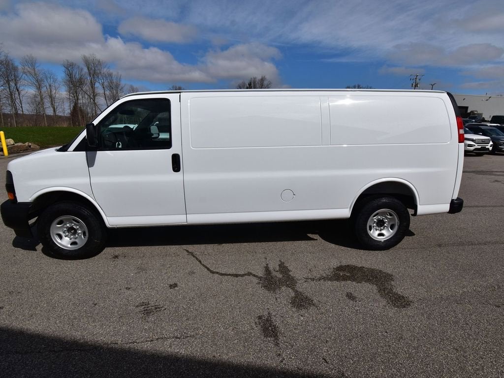 2026 Chevrolet Express Cargo WT