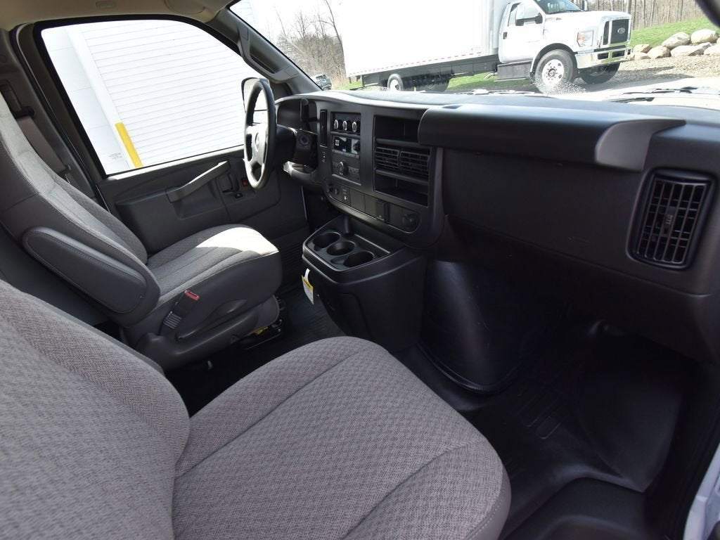 2026 Chevrolet Express Cargo WT