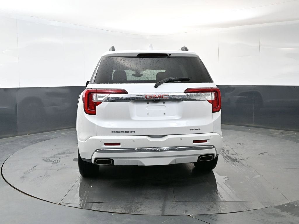 2022 GMC Acadia Denali