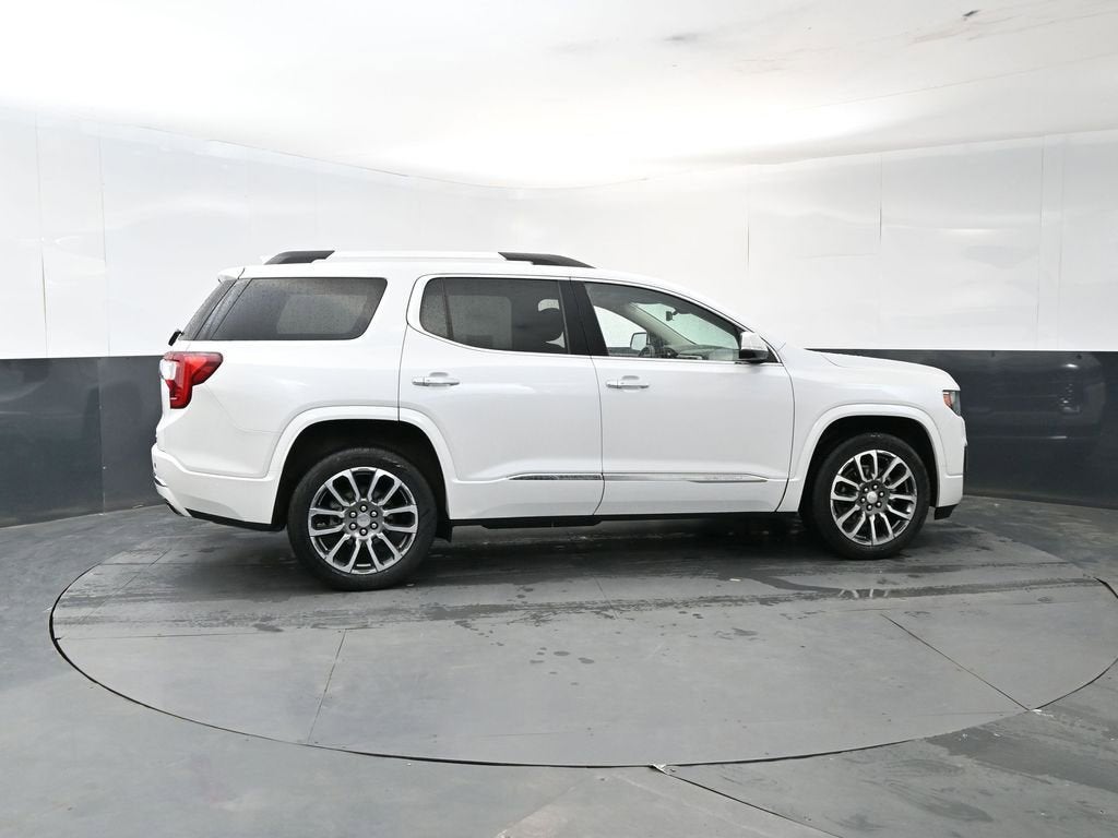 2022 GMC Acadia Denali