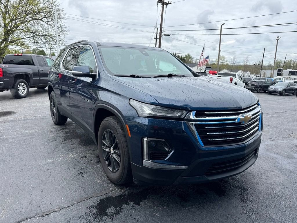 2022 Chevrolet Traverse LT Cloth