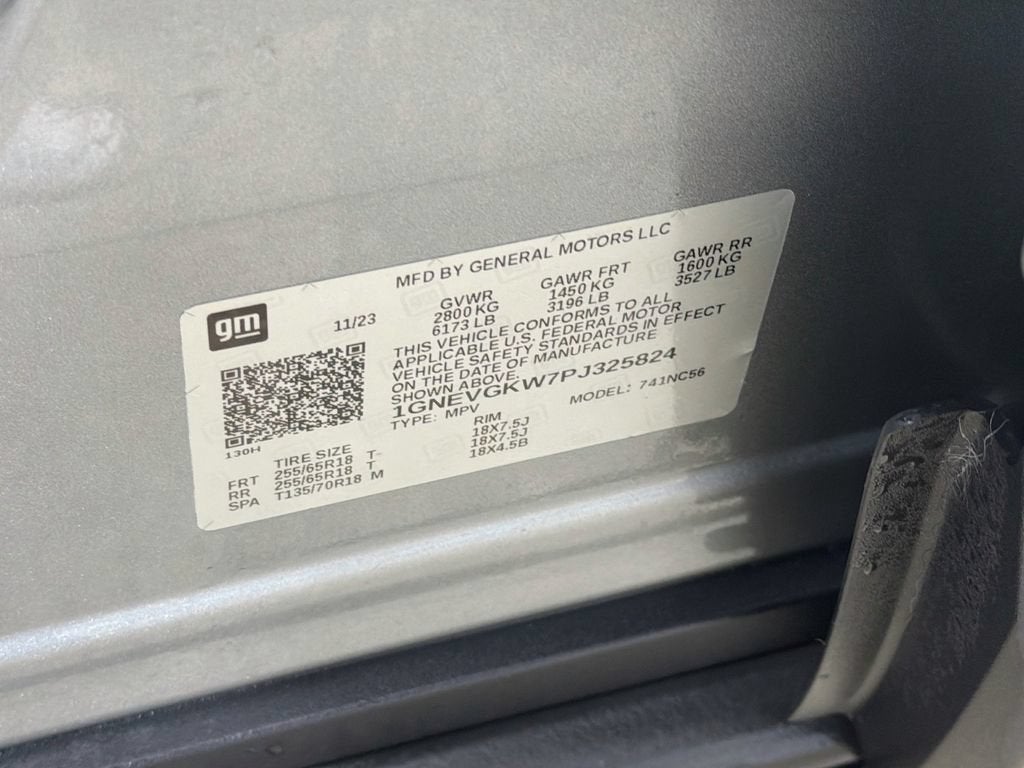 2023 Chevrolet Traverse LT Cloth
