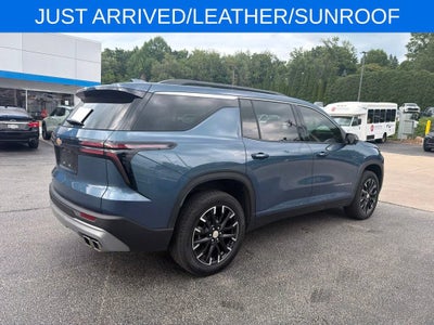 2025 Chevrolet Traverse LT