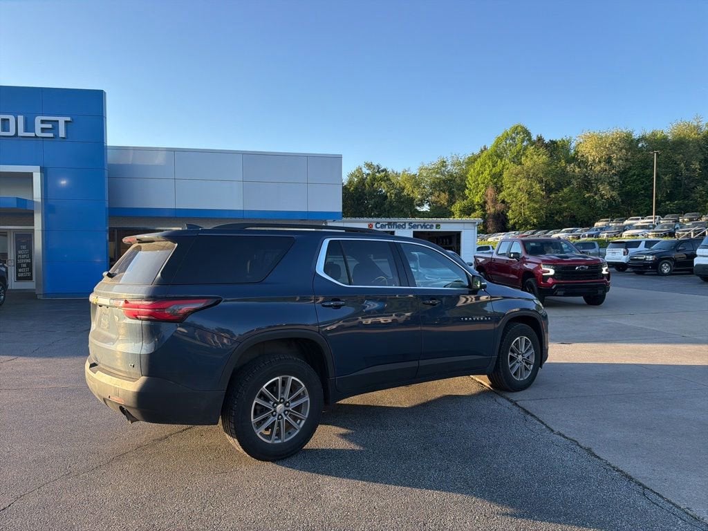 2023 Chevrolet Traverse LT Leather