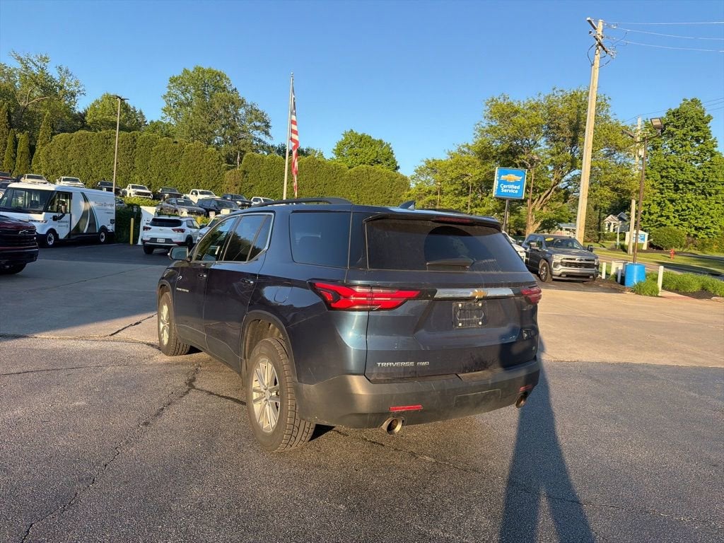 2023 Chevrolet Traverse LT Leather
