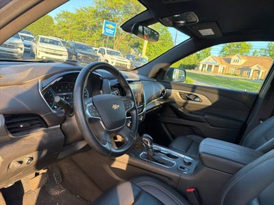 2023 Chevrolet Traverse LT Leather