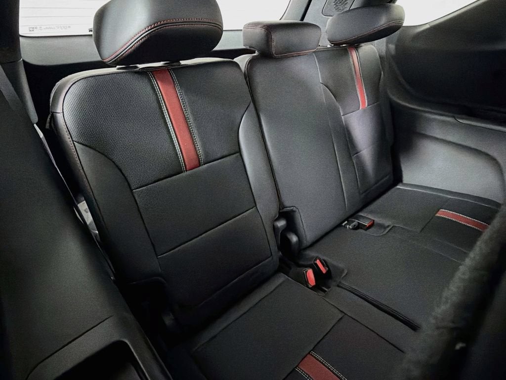 2027 Chevrolet Traverse RS - Photo 23