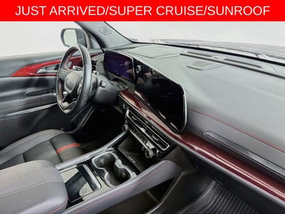 2025 Chevrolet Traverse RS
