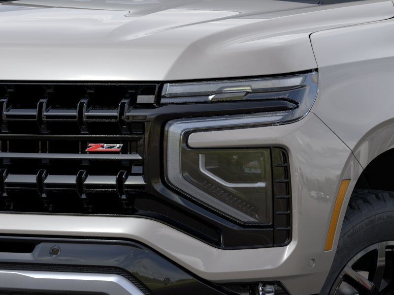 2027 Chevrolet Suburban Z71 - Photo 10