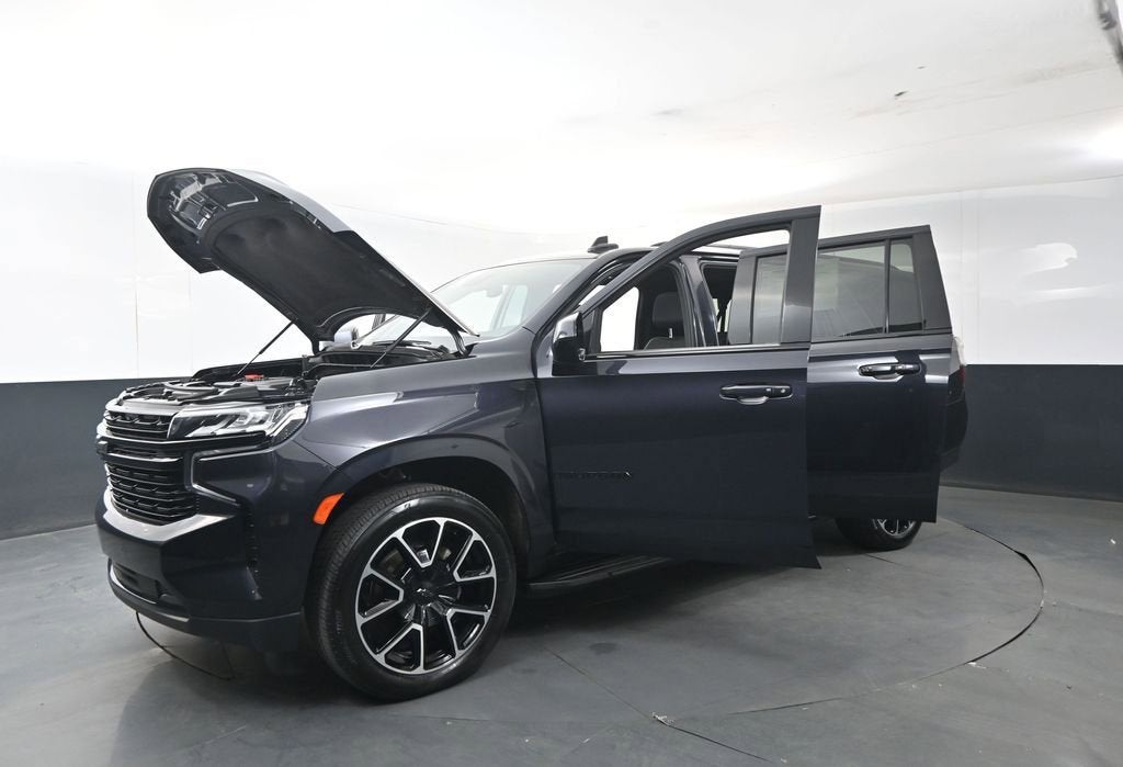 2023 Chevrolet Suburban RST