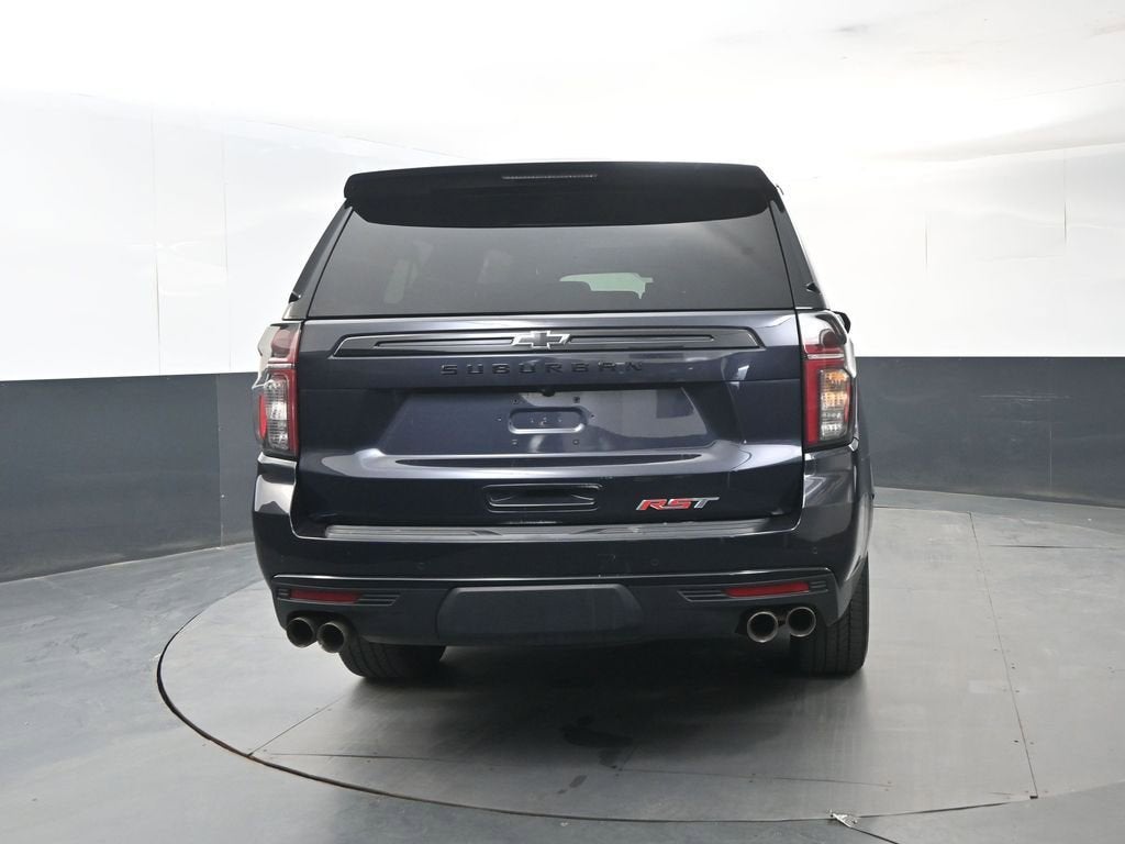 2023 Chevrolet Suburban RST