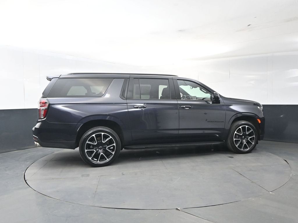 2023 Chevrolet Suburban RST
