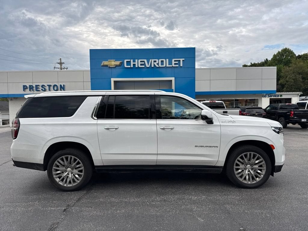 2023 Chevrolet Suburban High Country
