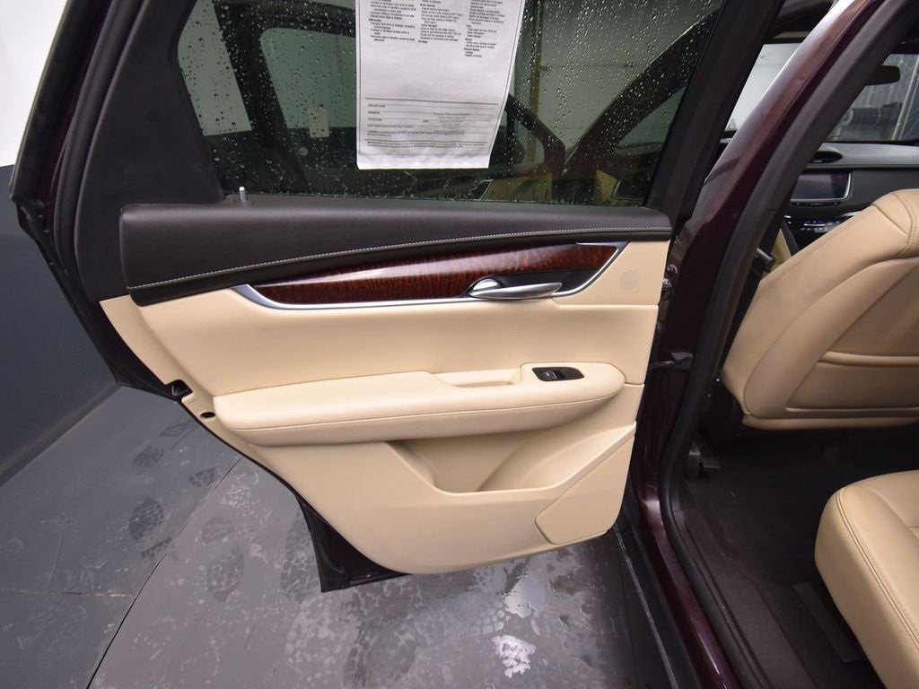 2018 Cadillac XT5 Luxury AWD