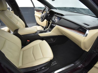 2018 Cadillac XT5 Luxury AWD