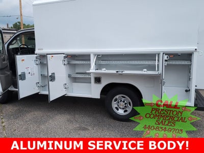 2025 Chevrolet Express Cutaway 3500 1WT