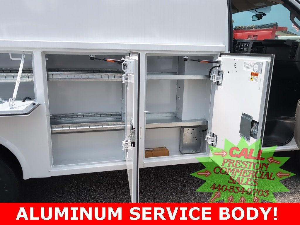 2025 Chevrolet Express Cutaway 3500 1WT