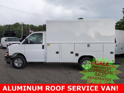2025 Chevrolet Express Cutaway 3500 1WT