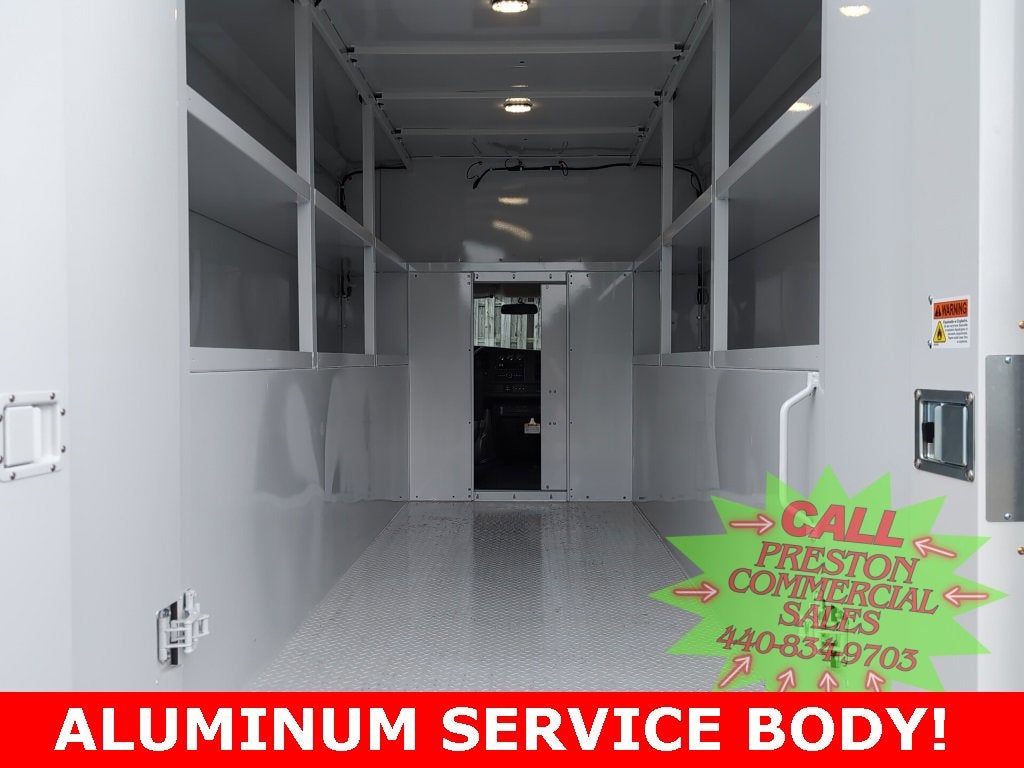 2025 Chevrolet Express Cutaway 3500 1WT