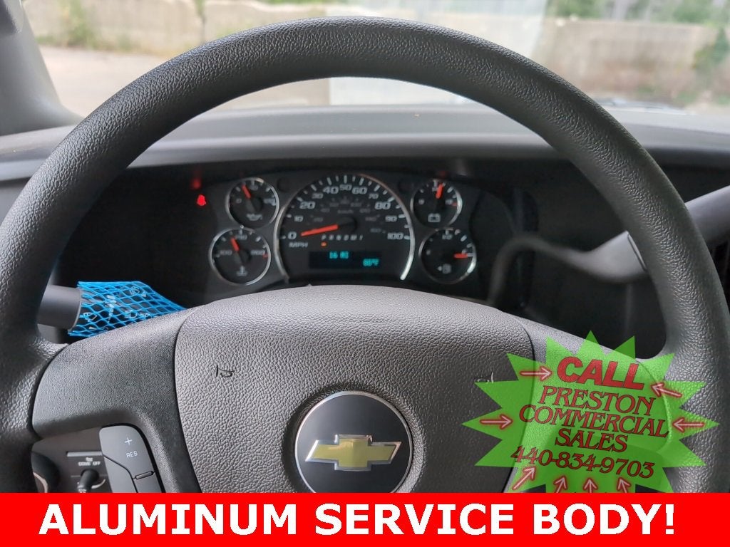 2025 Chevrolet Express Cutaway 3500 1WT