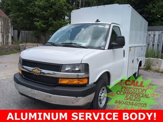 2025 Chevrolet Express Cutaway 3500 1WT