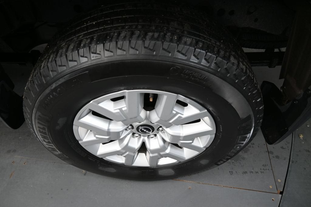 2023 Nissan Frontier Crew Cab SV 4x4