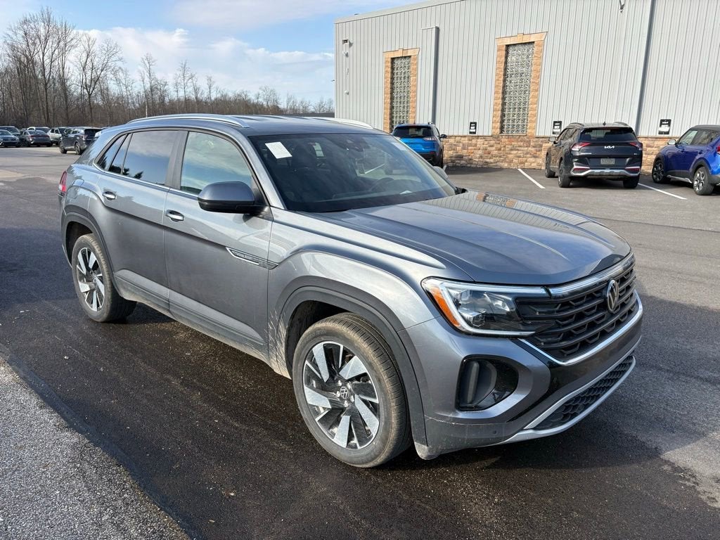2025 Volkswagen Atlas Cross Sport 2.0T SE w/Technology