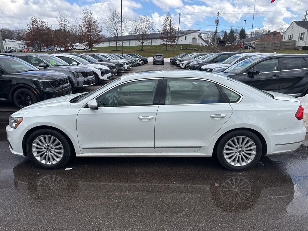 2016 Volkswagen Passat 1.8T SE