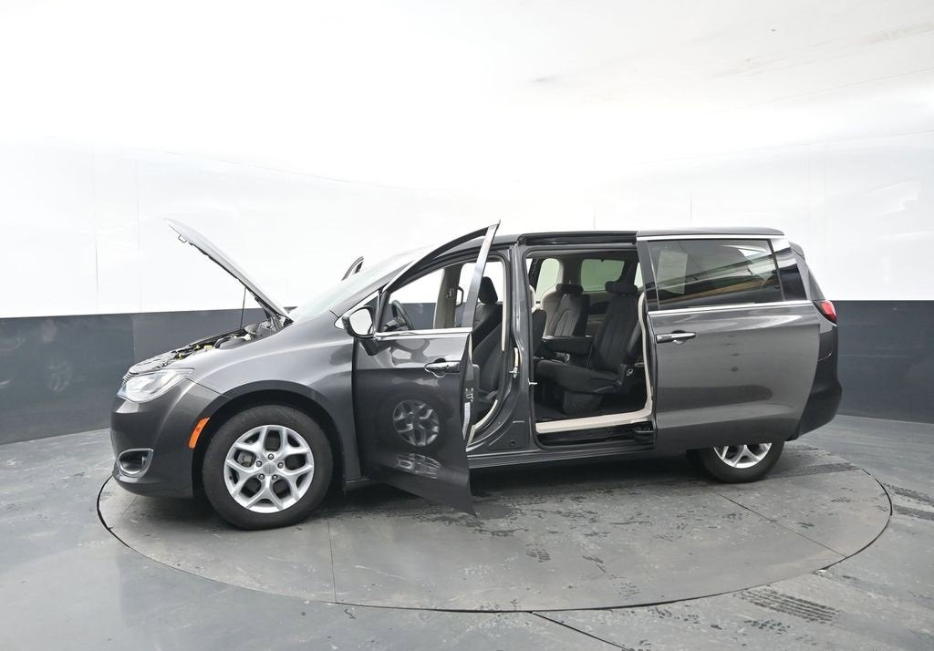 2018 Chrysler Pacifica Touring Plus