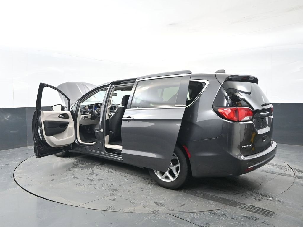 2018 Chrysler Pacifica Touring Plus