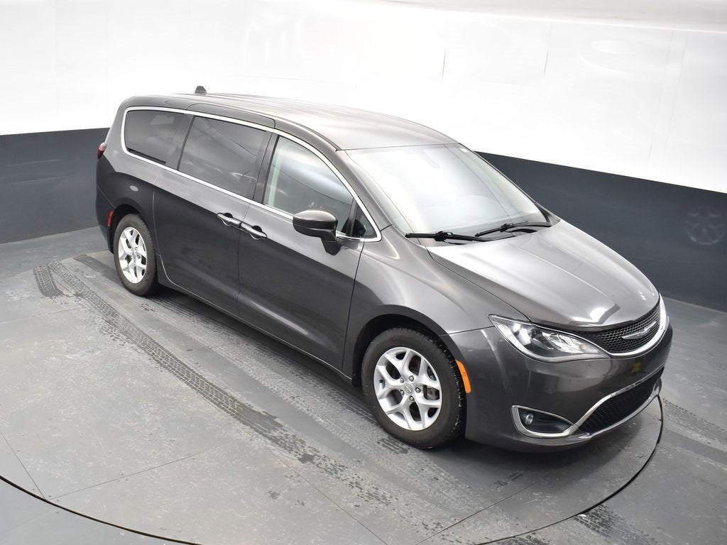 2018 Chrysler Pacifica Touring Plus