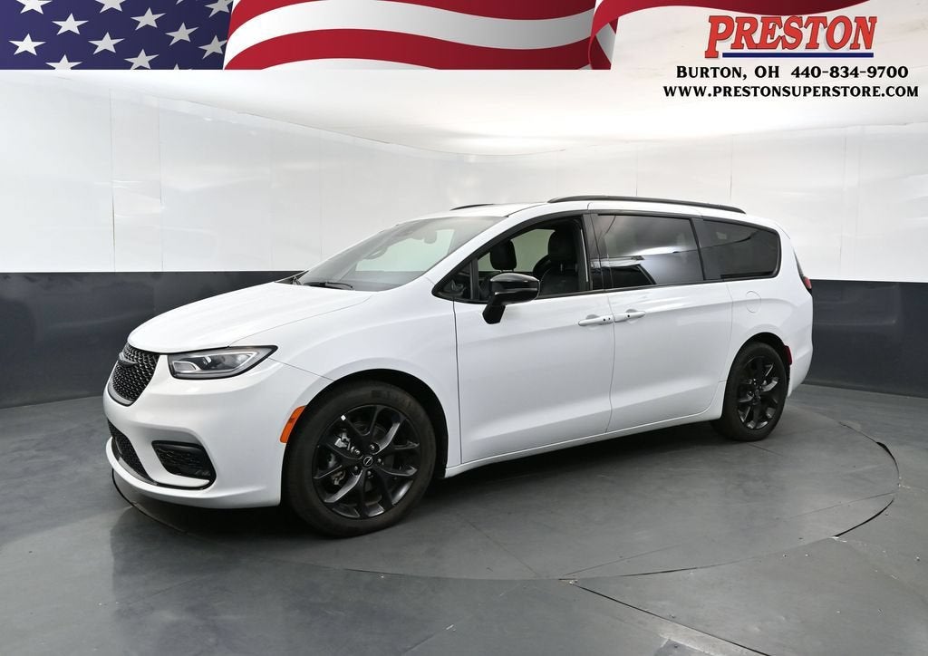 2025 Chrysler Pacifica Limited