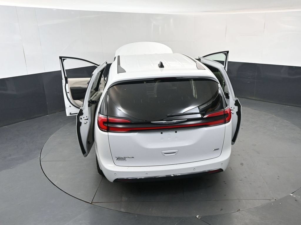 2023 Chrysler Pacifica Touring L AWD