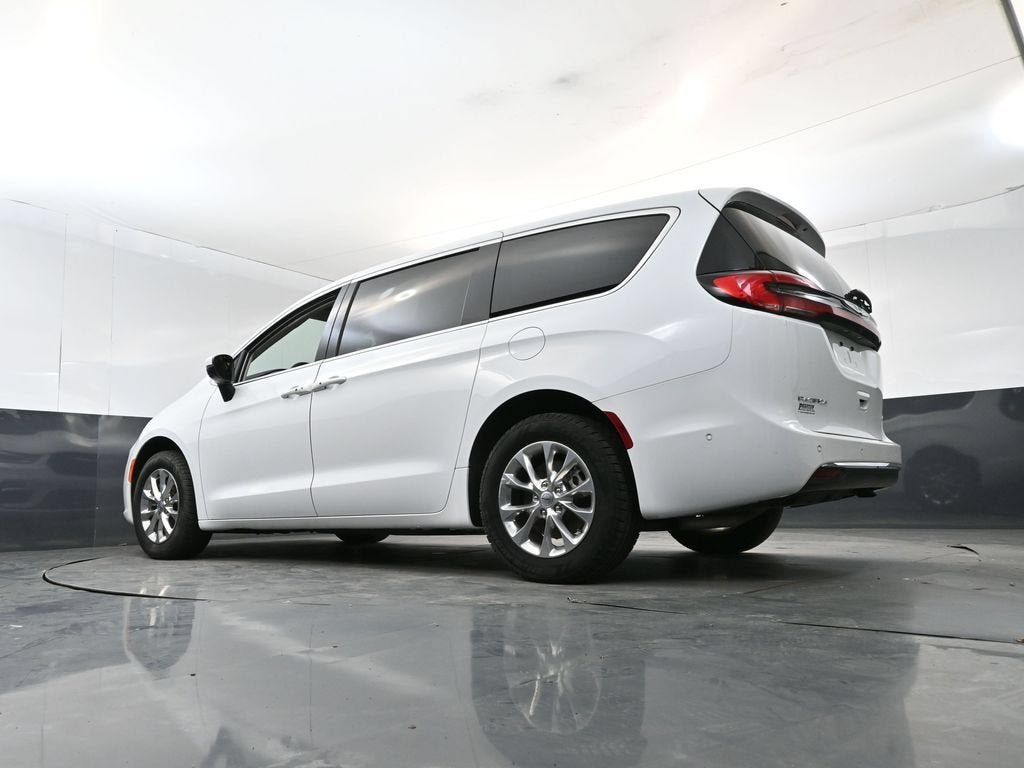 2023 Chrysler Pacifica Touring L AWD