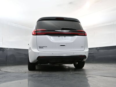 2023 Chrysler Pacifica Touring L AWD