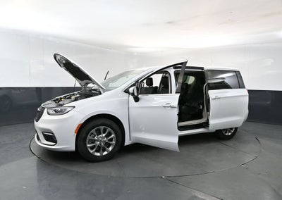2023 Chrysler Pacifica Touring L AWD