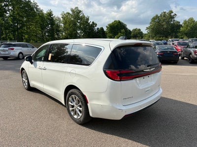 2023 Chrysler Pacifica Touring L AWD