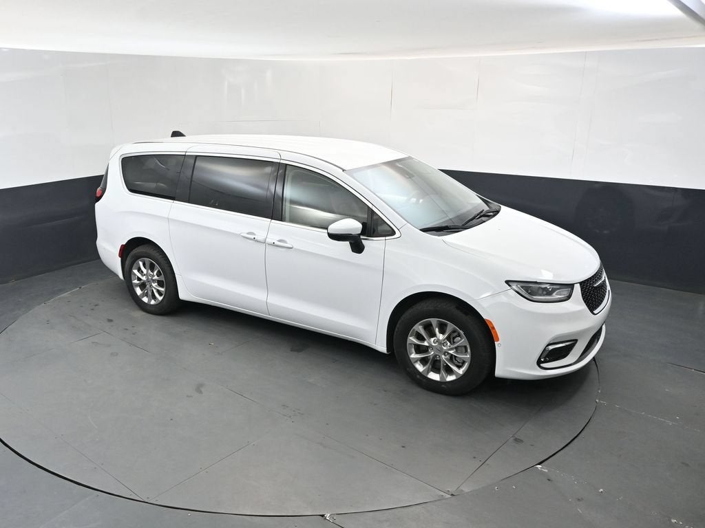 2023 Chrysler Pacifica Touring L AWD