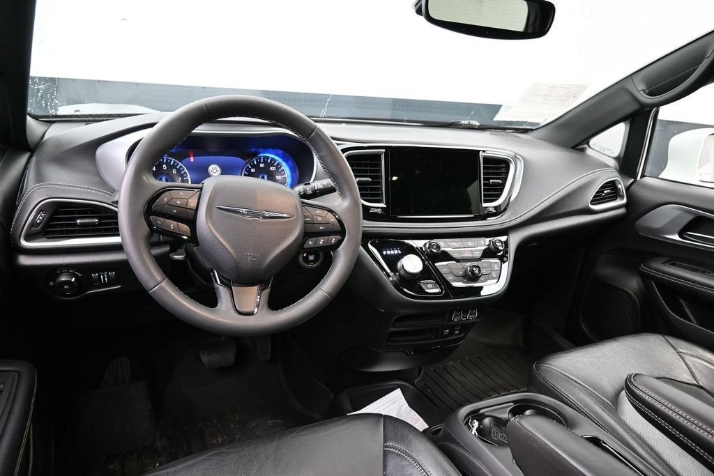 2022 Chrysler Pacifica Touring L AWD
