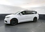 2022 Chrysler Pacifica Touring L AWD