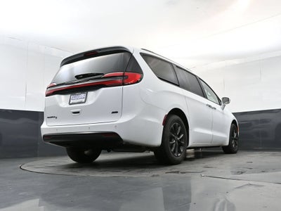 2022 Chrysler Pacifica Touring L AWD