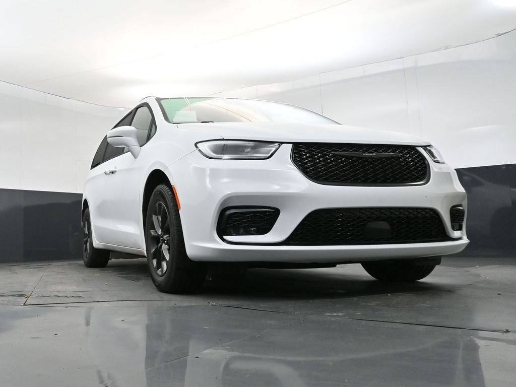 2022 Chrysler Pacifica Touring L AWD