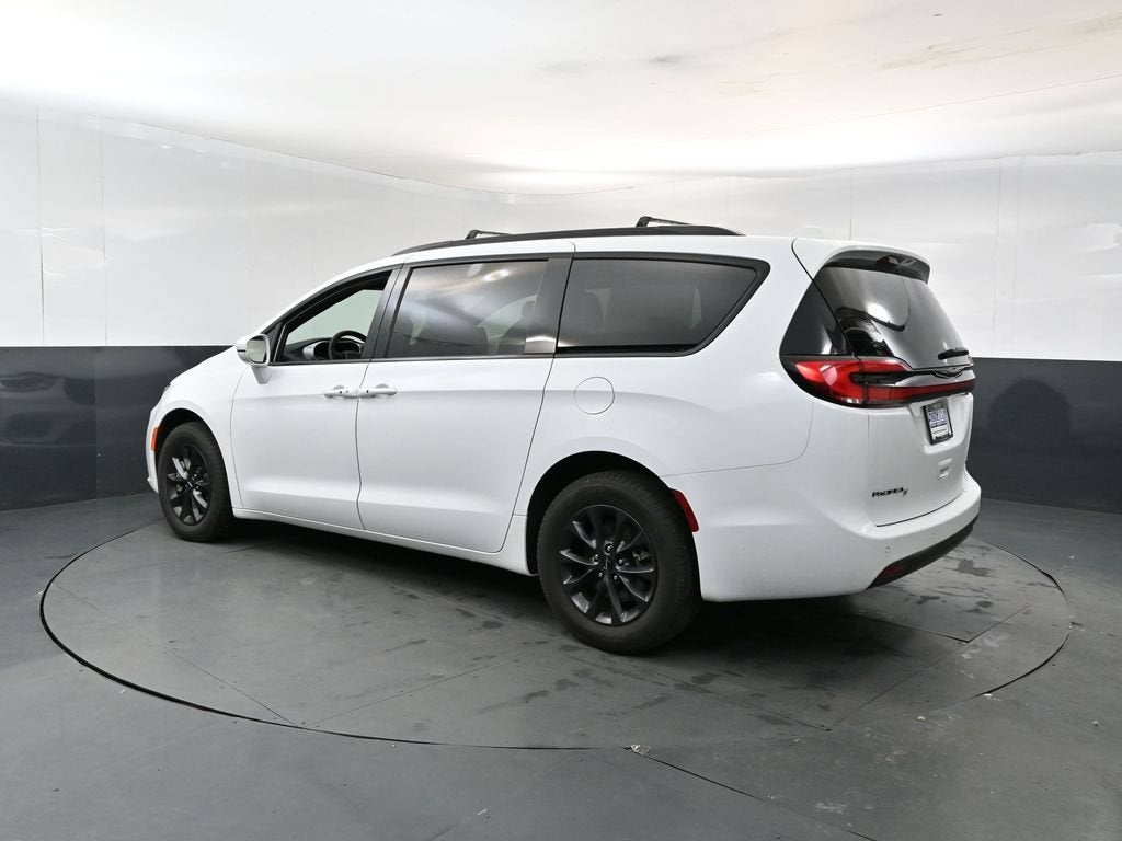 2022 Chrysler Pacifica Touring L AWD