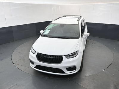 2022 Chrysler Pacifica Touring L AWD