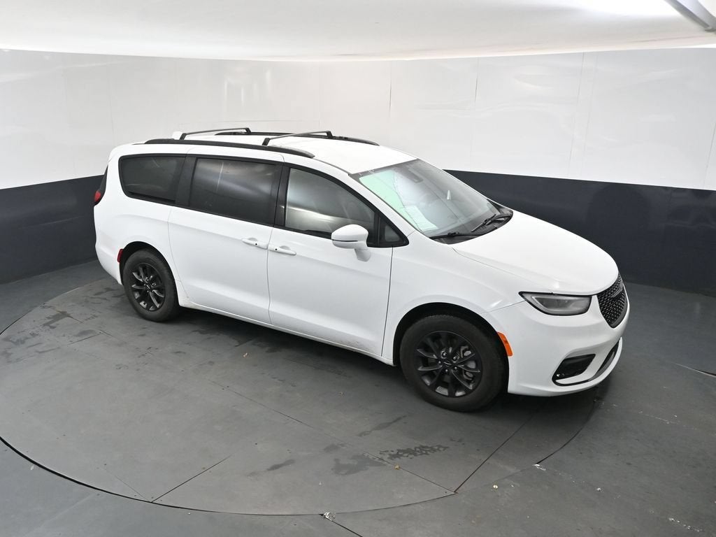 2022 Chrysler Pacifica Touring L AWD