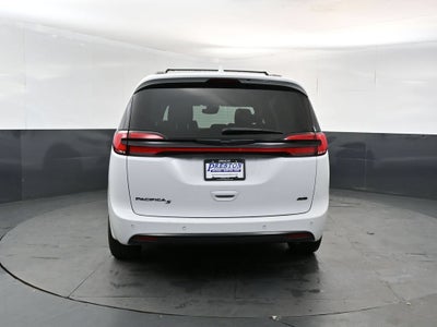 2022 Chrysler Pacifica Touring L AWD