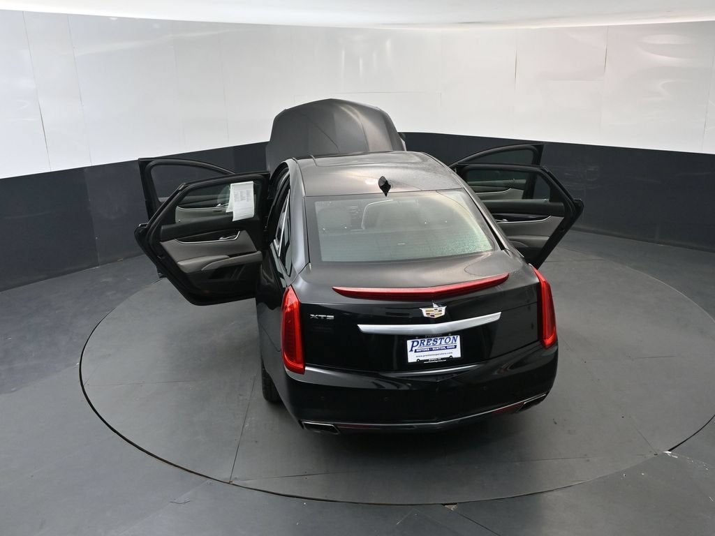 2016 Cadillac XTS Luxury Collection