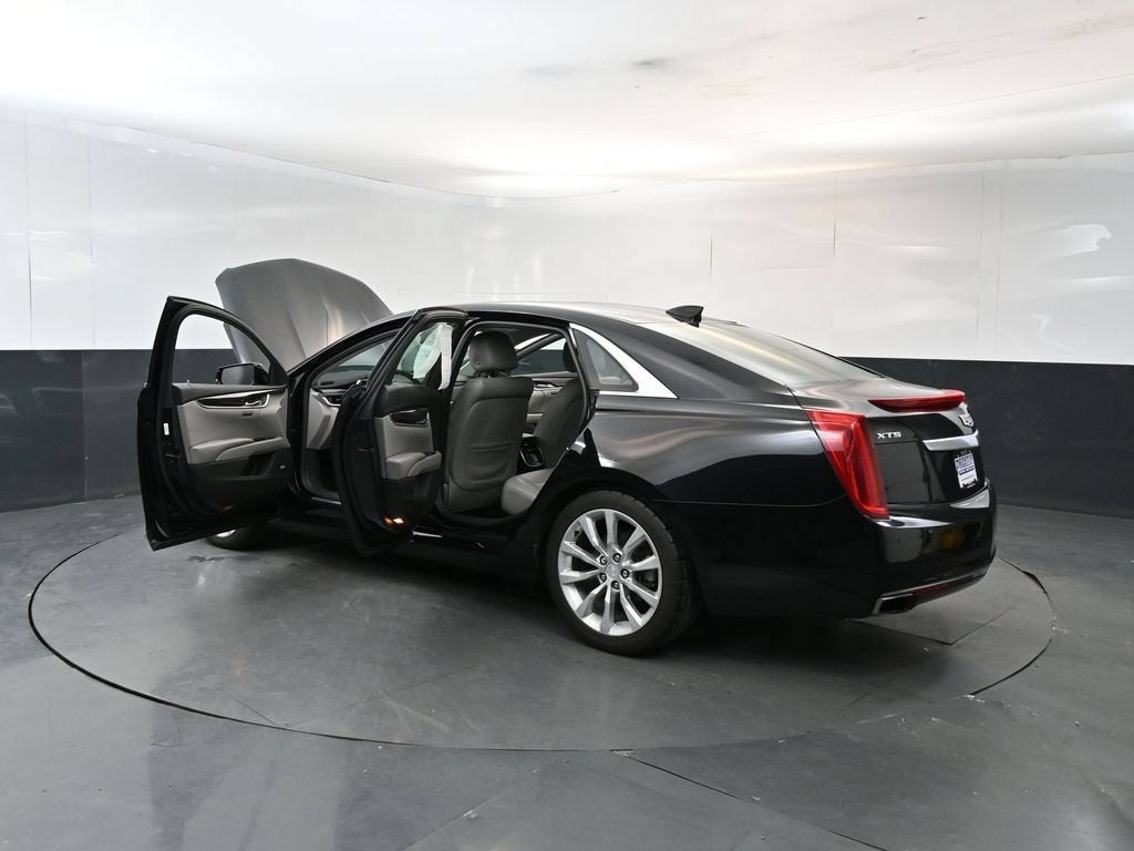 2016 Cadillac XTS Luxury Collection