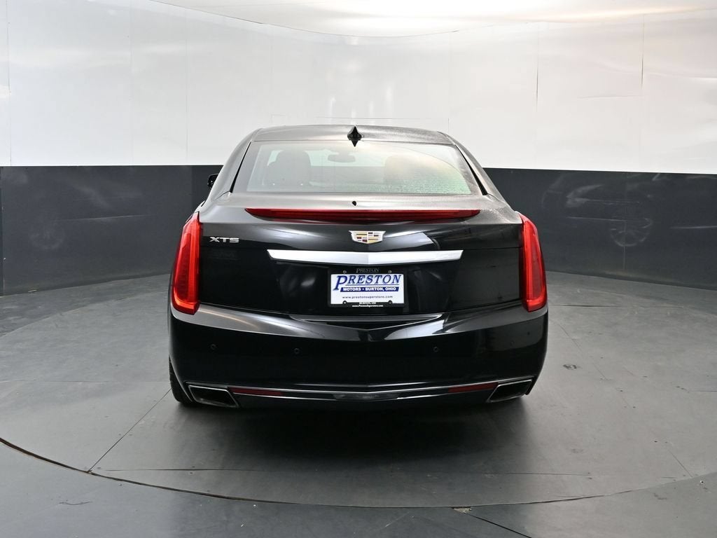 2016 Cadillac XTS Luxury Collection