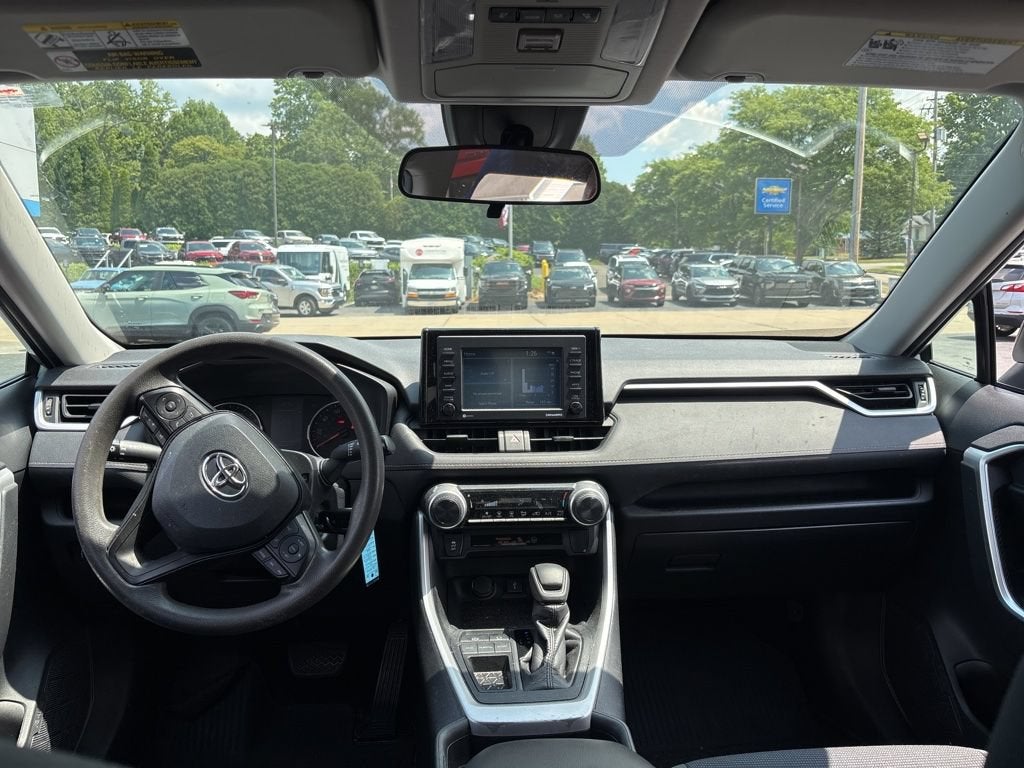 2021 Toyota RAV4 LE